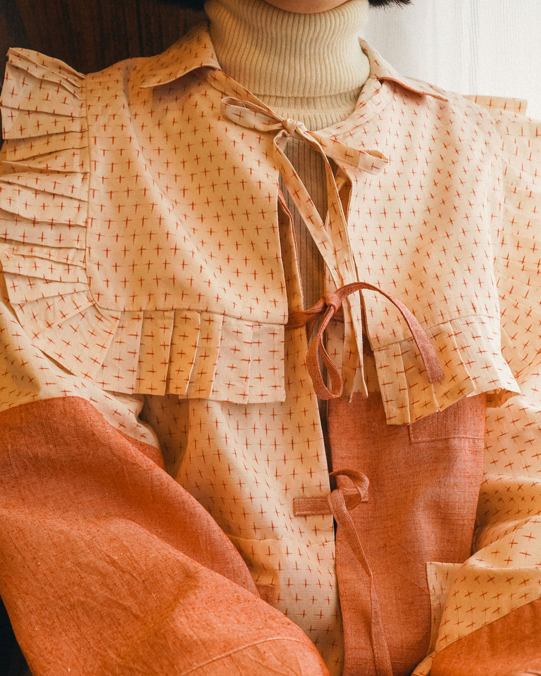 Kimono Pleats Collar Bib - Strawberry 03