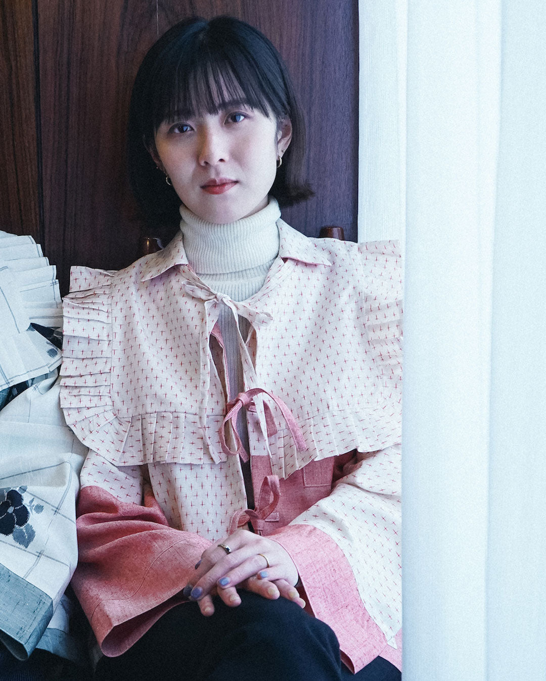 Kimono Pleats Collar Bib - Strawberry 03
